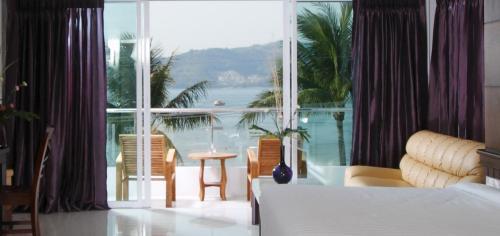 Rayaburi Beach Club Patong Habitación foto